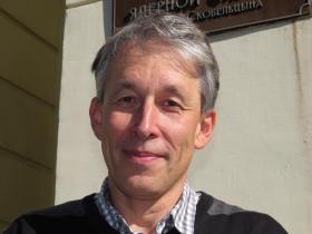  Александр Чепурнов, к. ф.-м. н., старший научный сотрудник НИИЯФ МГУ. ...